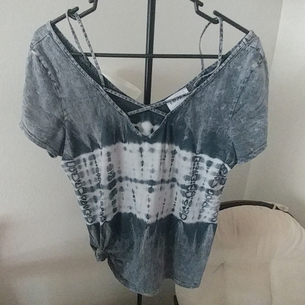 Emelia size (L)